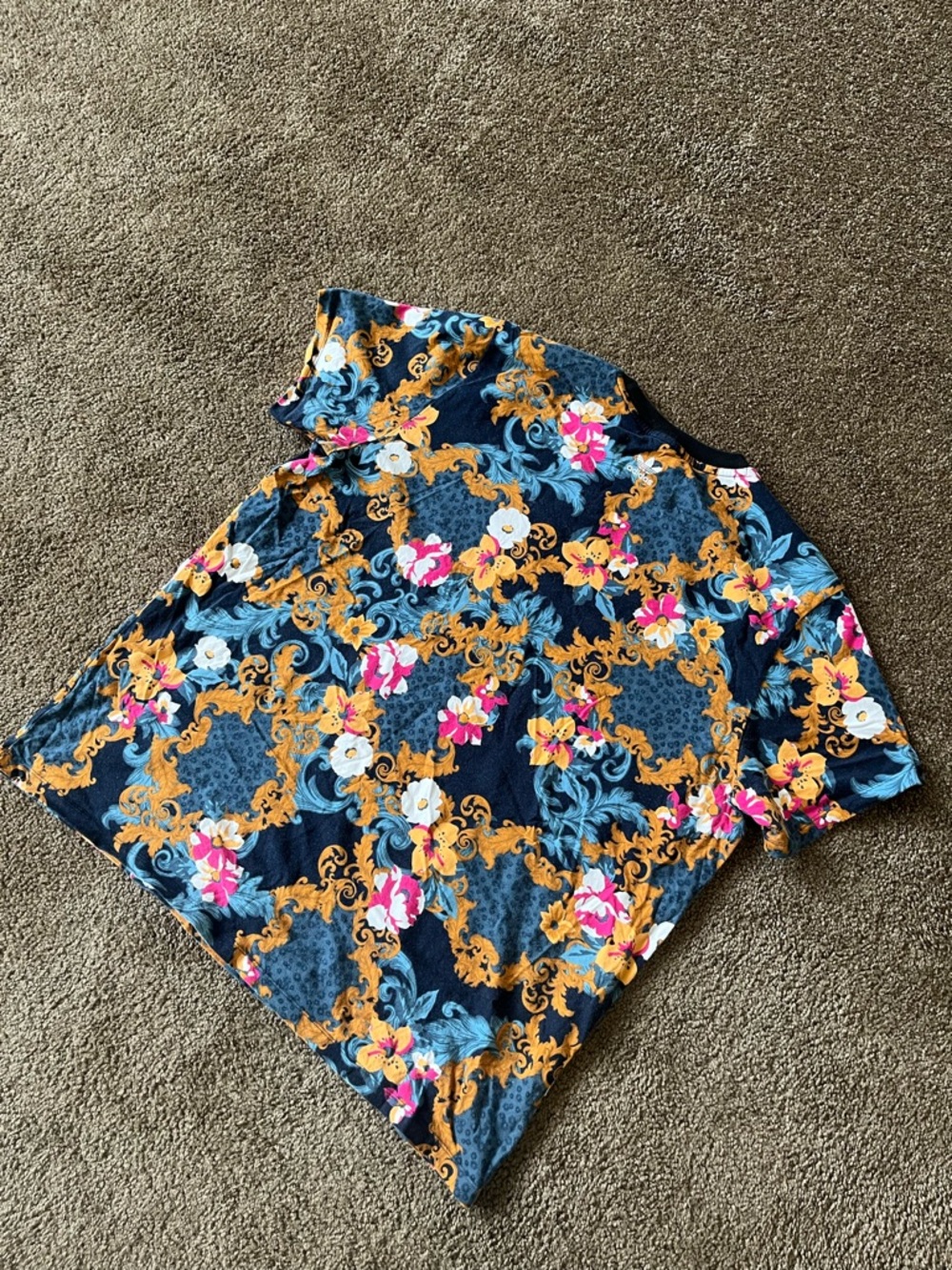 Adidas HER Studio London floral tee in women’s size XL. - Picture 8 of 8